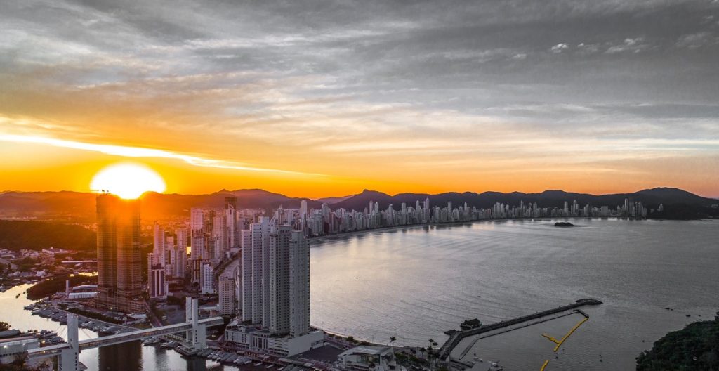 Pôr do sol em Balneário Camboriú